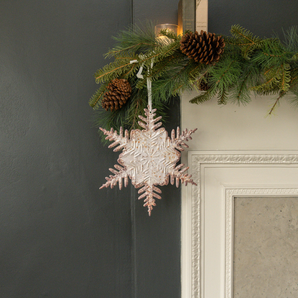 12" WHITE NOELLE SNOWFLAKE