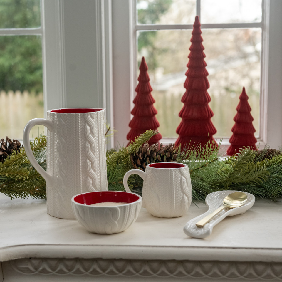 CREAM SWEATER PITCHER