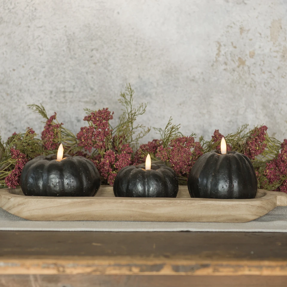 3.5" BLACK 3D FLAME  SHORT PUMPKIN CANDLE
