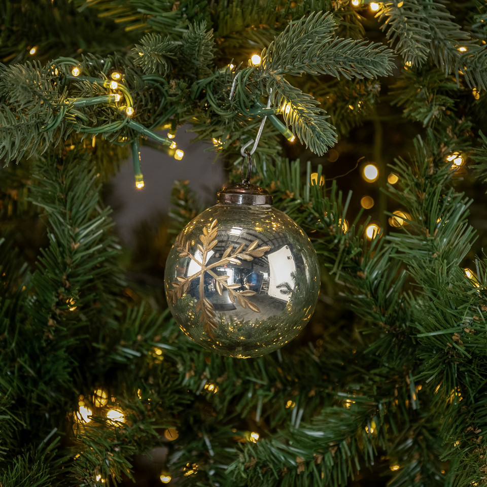 3" SILVER KUGEL ORNAMENT W/ GOLD SNOWFLAKE