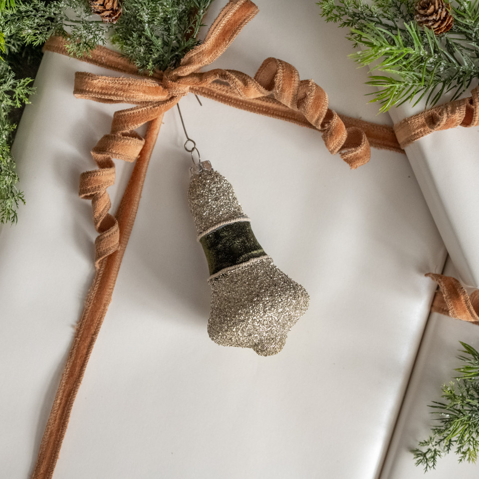 5" FOREST VELVET & GLITTER BELL