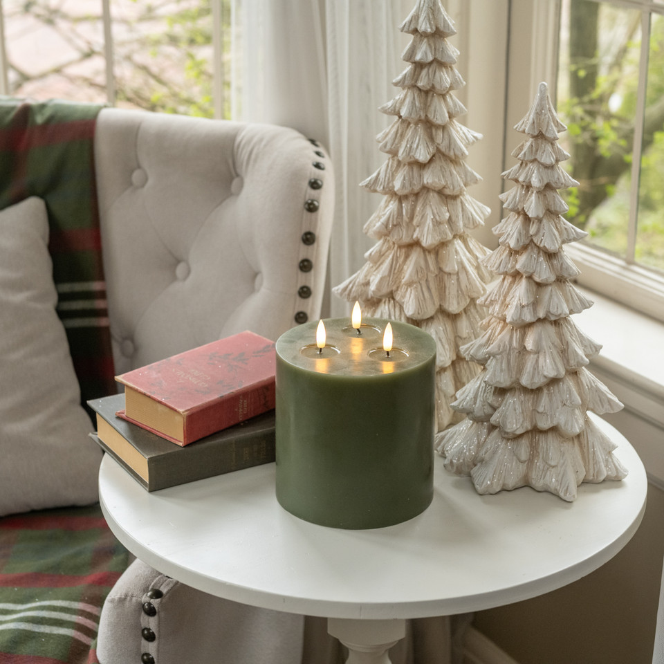 7" DARK GREEN 3 WICK 3D FLAME CANDLE