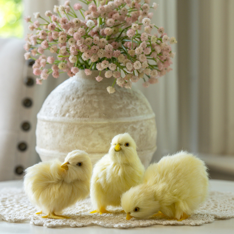 4.25" YELLOW CHICK