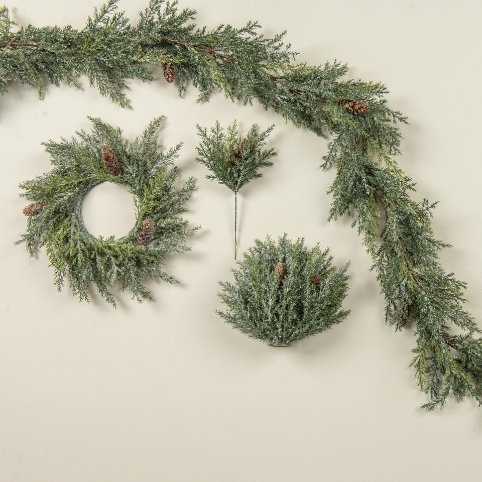 7.5" PRICKLY PINE HALF BALL W/ PINECONES