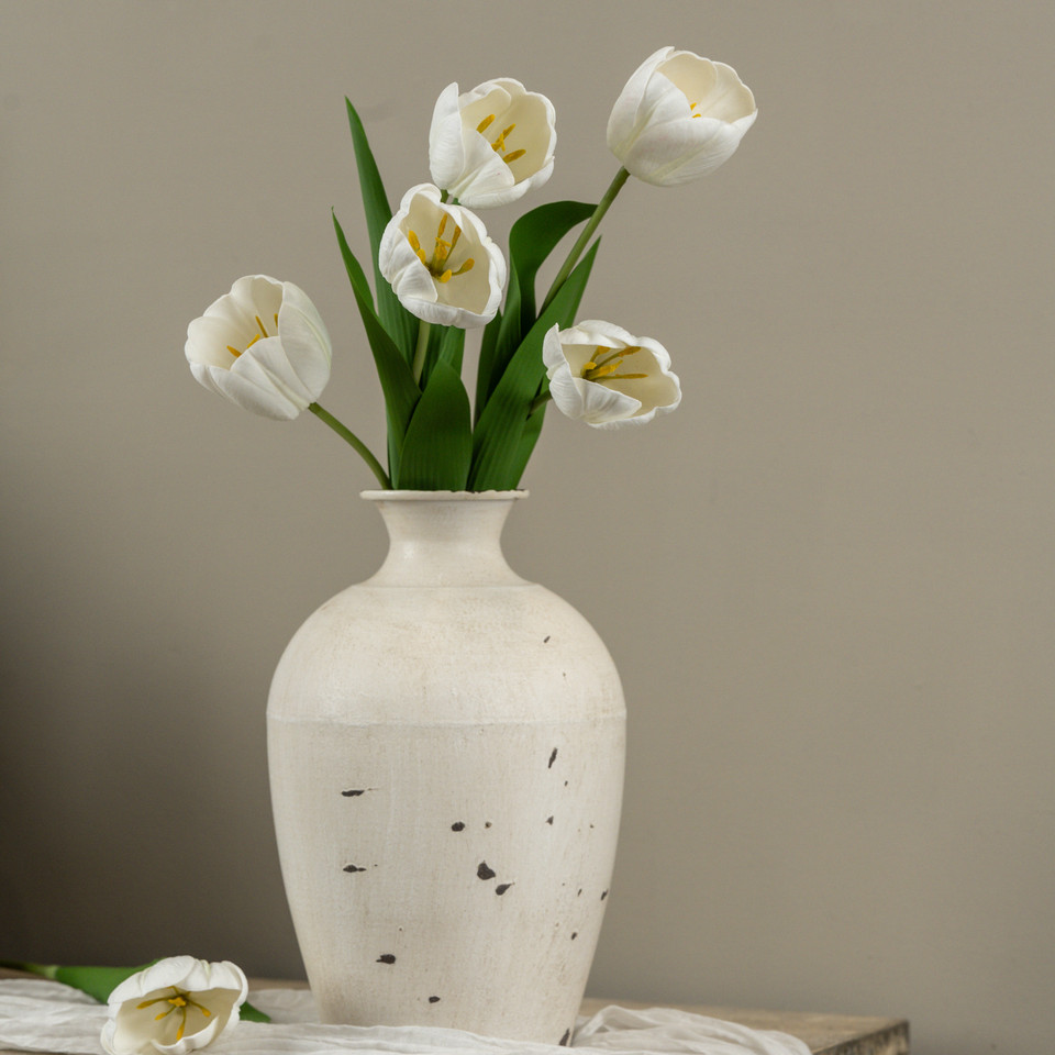 21.5" SOFT TOUCH WHITE TULIP STEM