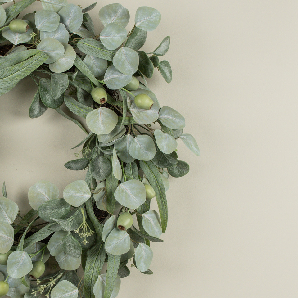 24" MIXED EUCALYPTUS POD WREATH