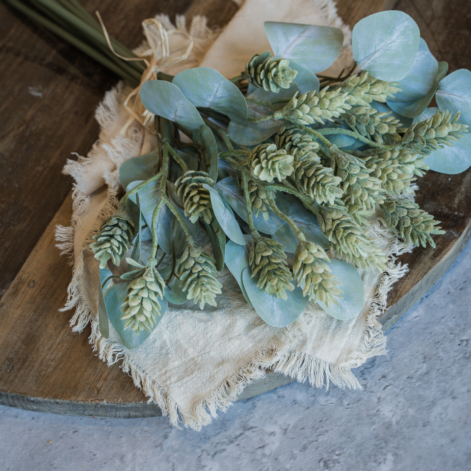 16" GREEN HOPS & EUCALYPTUS BUNDLE