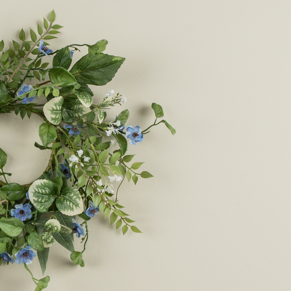 14" BLUE & WHITE WILDFLOWER CANDLE RING