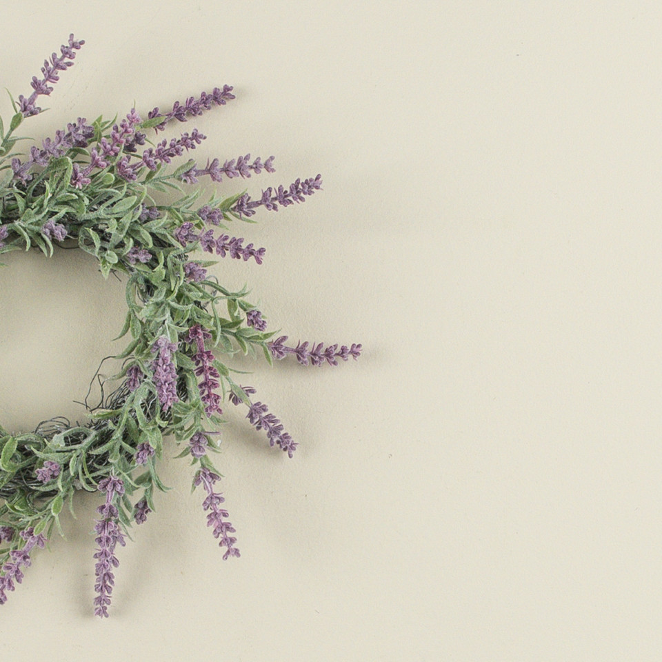9" LAVENDER CANDLE RING