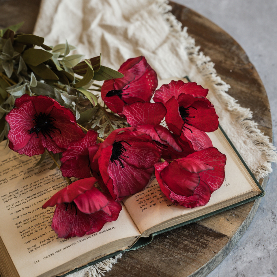 22" RED POPPY BUSH