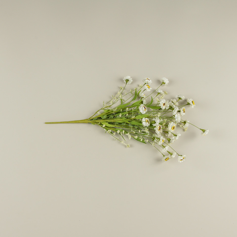 22" WHITE PAPER DAISY BUSH