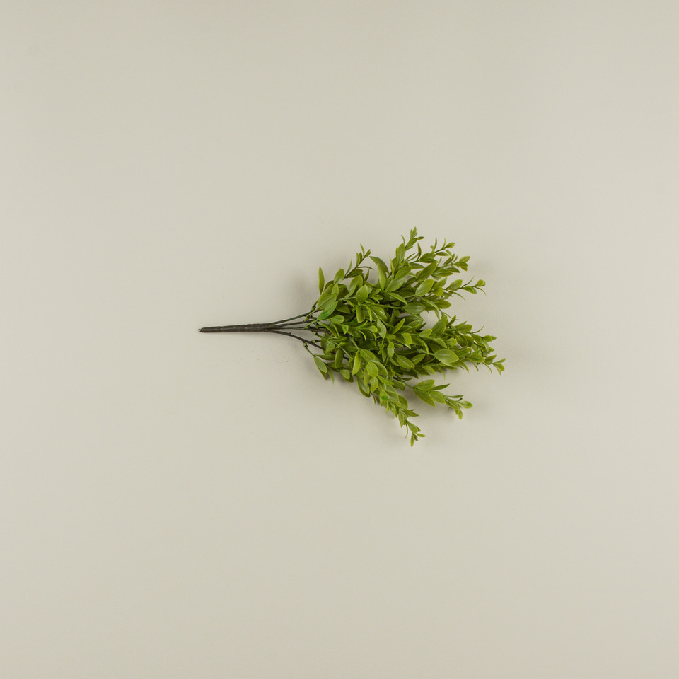 14" RUSCUS LEAF BUSH