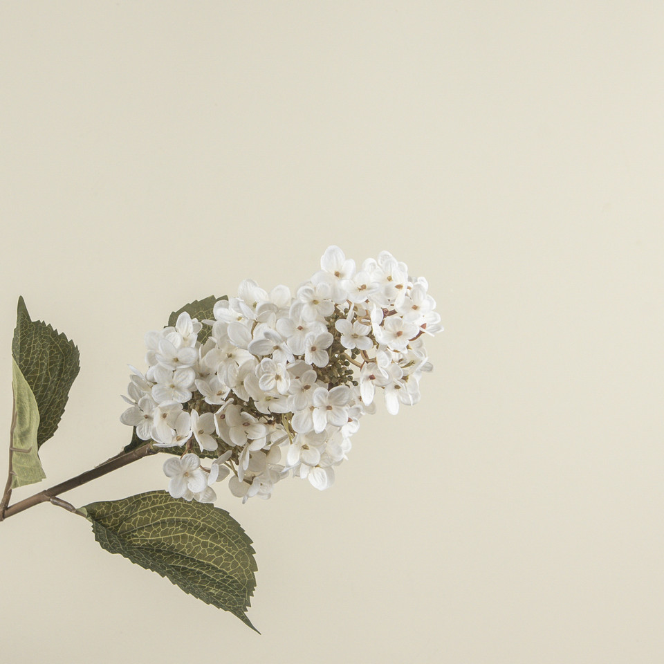 32.5" WHITE LILAC STEM