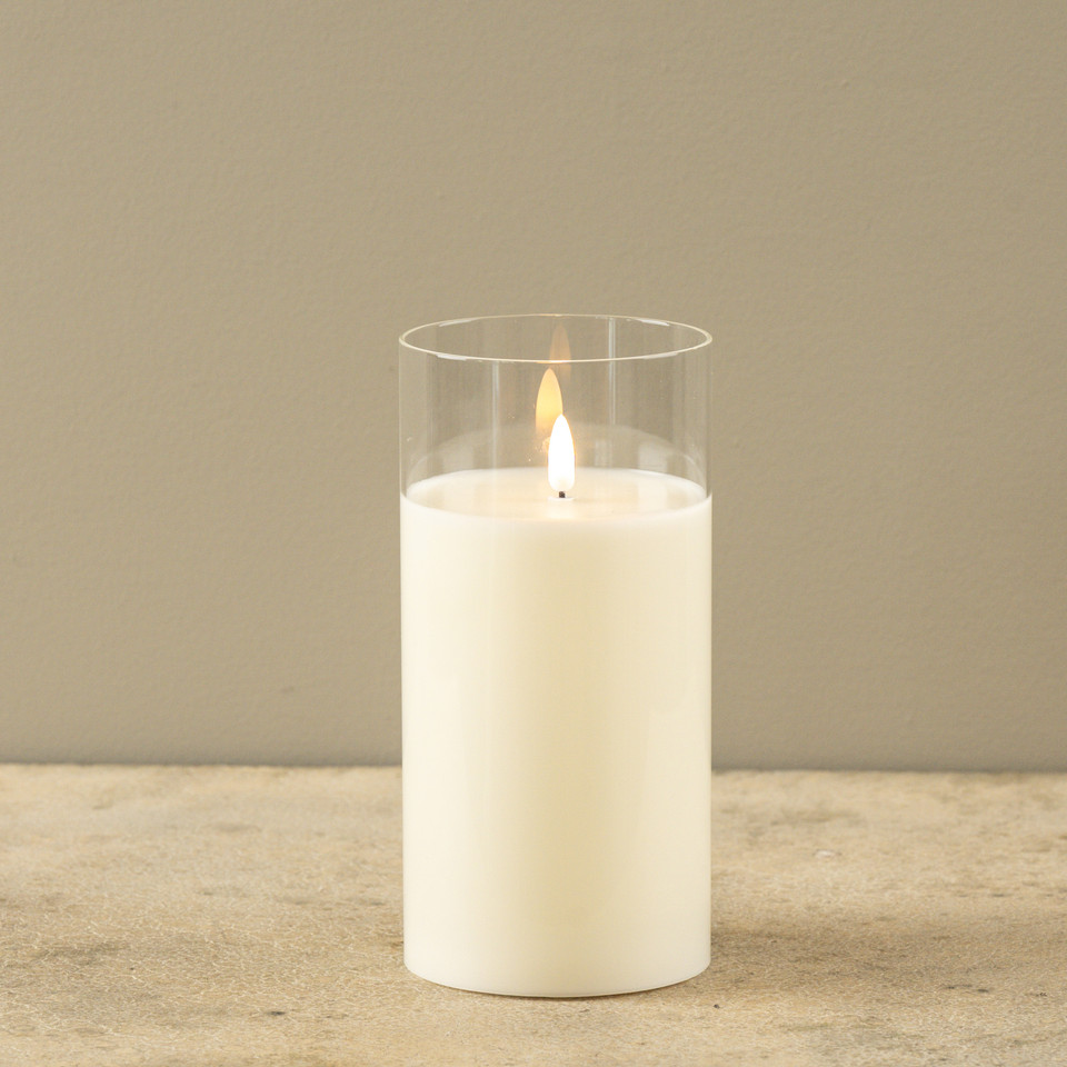 4" X 8" GLASS 3D FLAME CANDLE