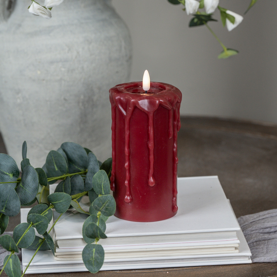 6" RED 3D FLAME PILLAR CANDLE