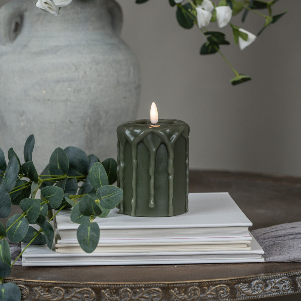 4" DARK GREEN 3D FLAME PILLAR CANDLE