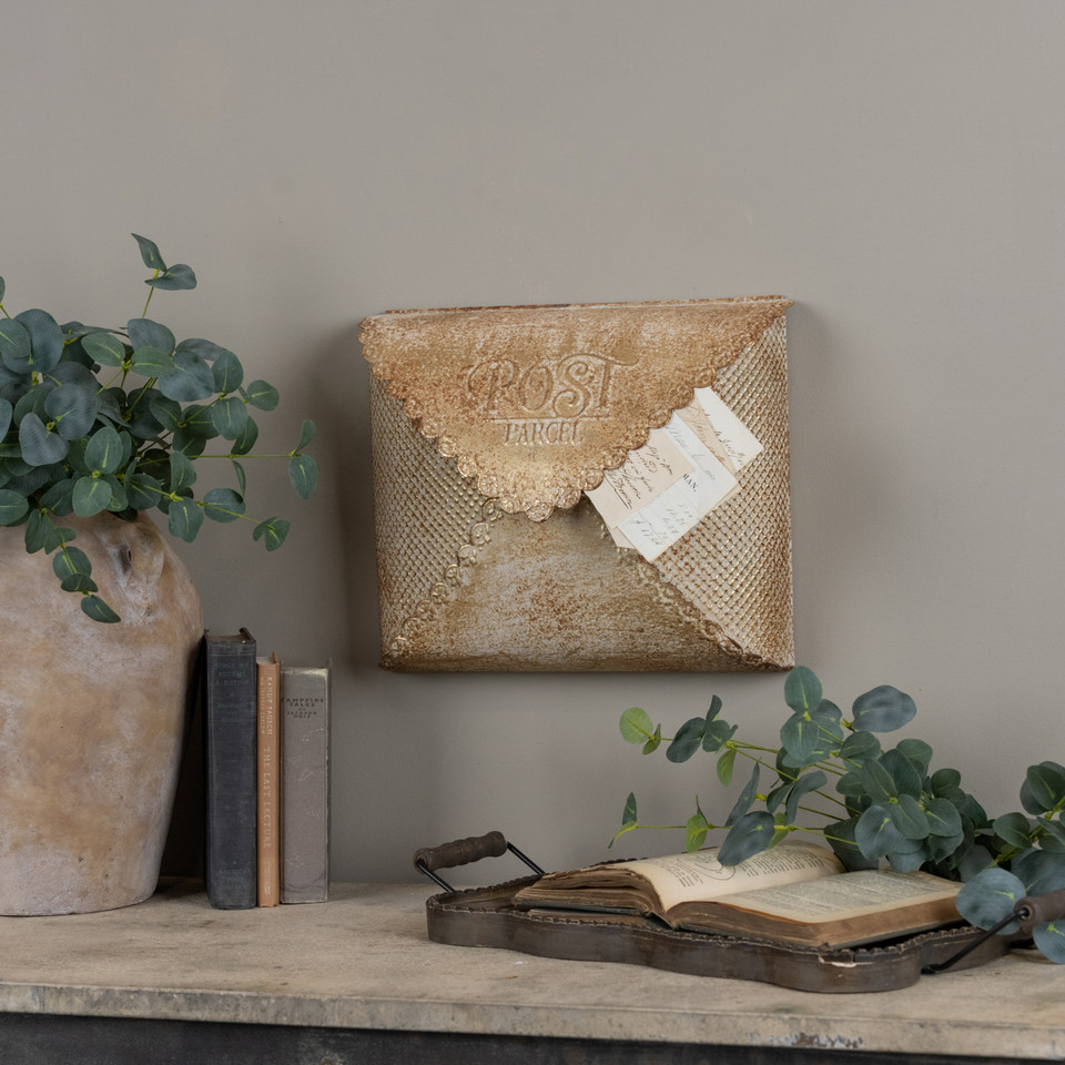GOLD POST WALL ENVELOPE