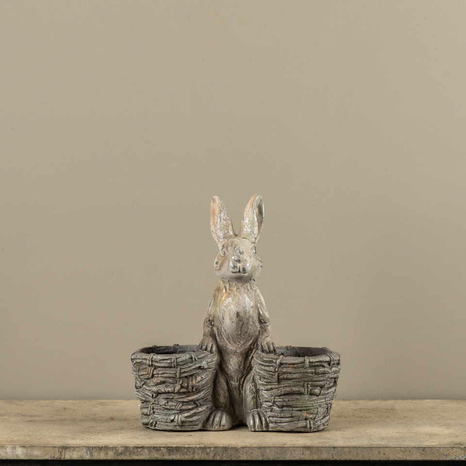 BUNNY W/ PAIR OF BASKETS