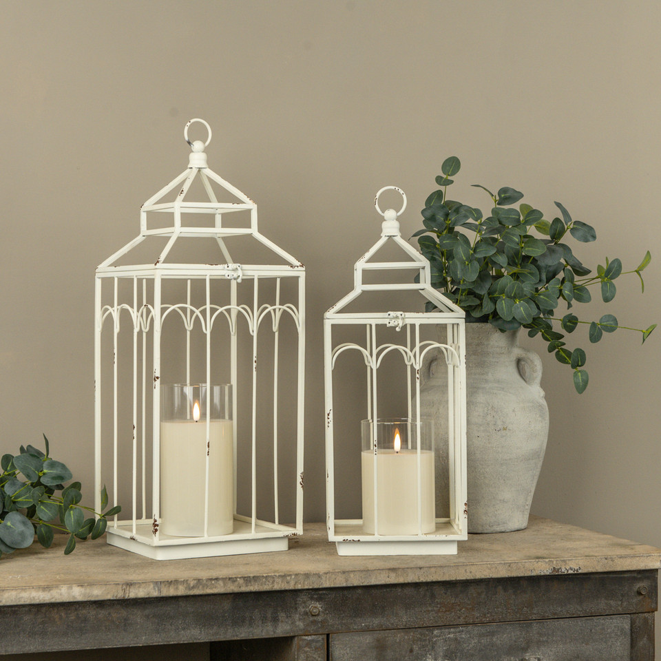 18.25" ASHLEY LANTERN