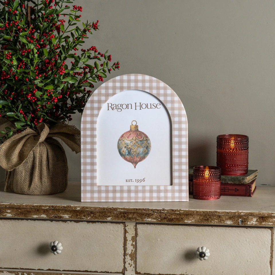 8" X 10" ARCHED BEIGE GINGHAM PHOTO FRAME