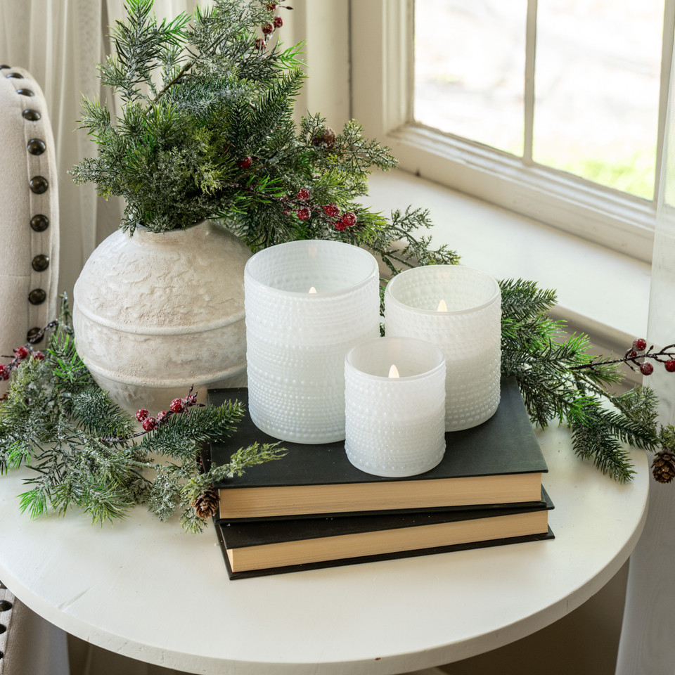 4" WHITE DOTTED GLASS 3D FLAME CANDLE
