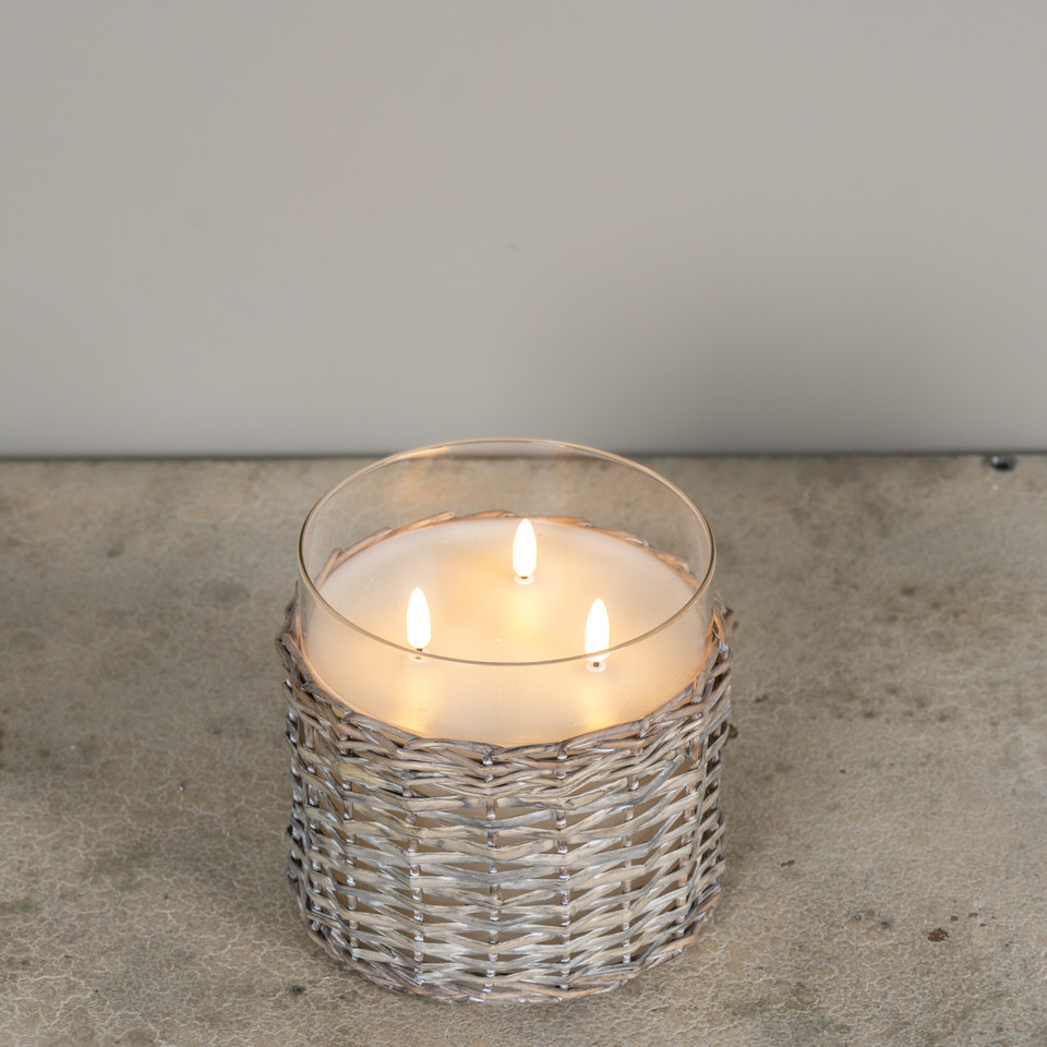6" WOVEN WICKER GLASS 3 WICK 3D FLAME CANDLE