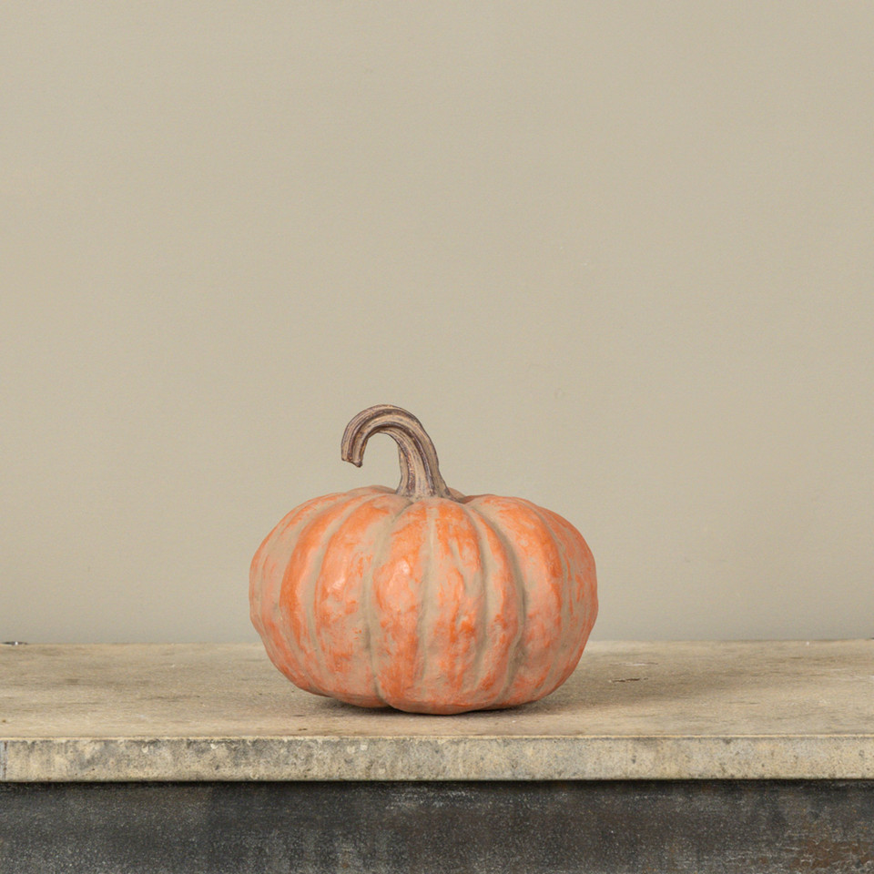 5.75" DUSTY ORANGE PUMPKIN