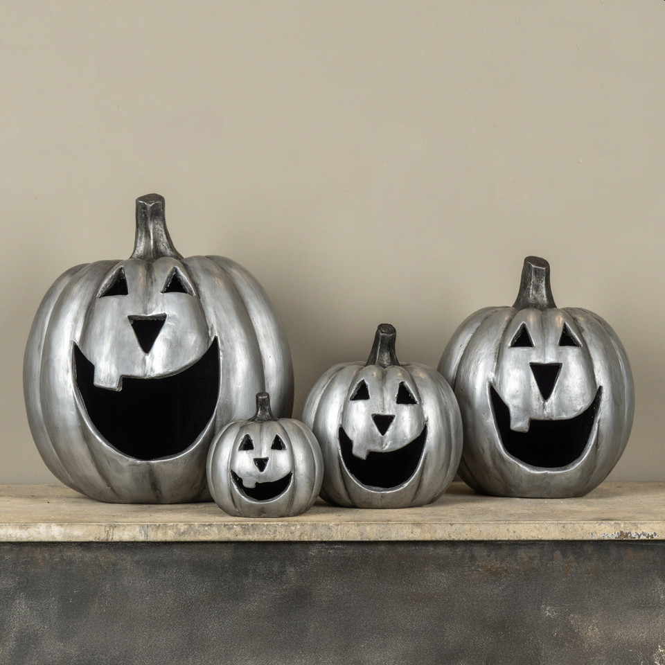11.5" SILVER BIG MOUTH PUMPKIN