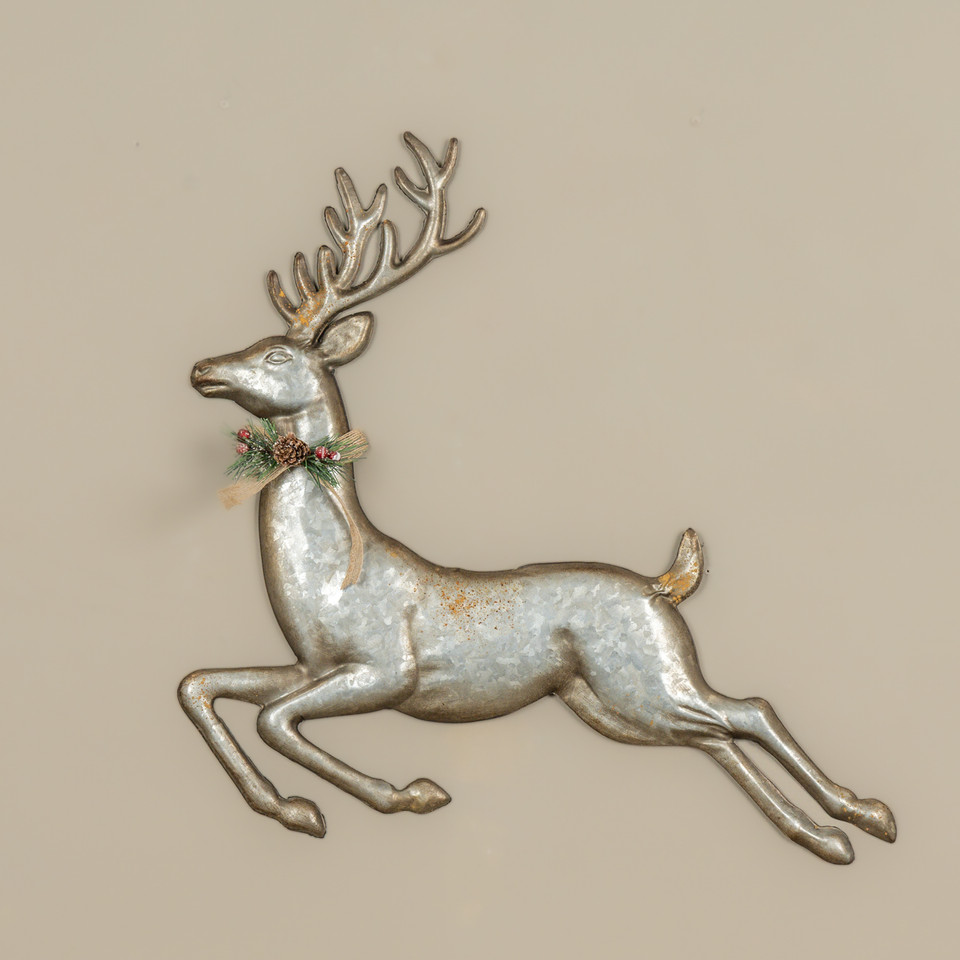 GALVANIZED PRANCING WALL REINDEER