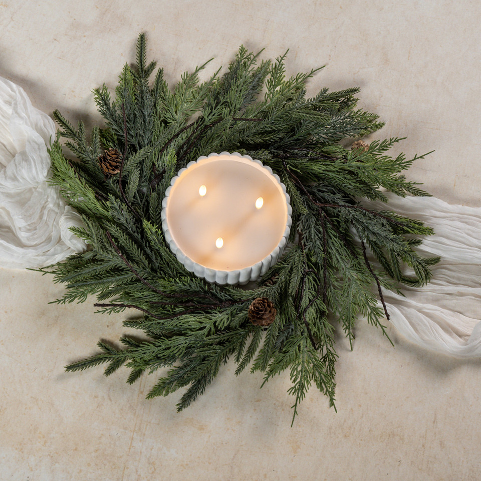 18" JUNIPER, PINE & BERRY CANDLE RING