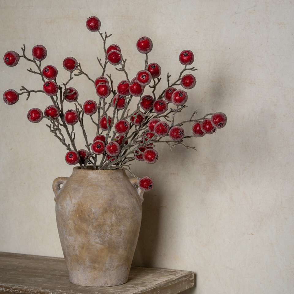33.5" FROZEN POMEGRANATE SPRAY
