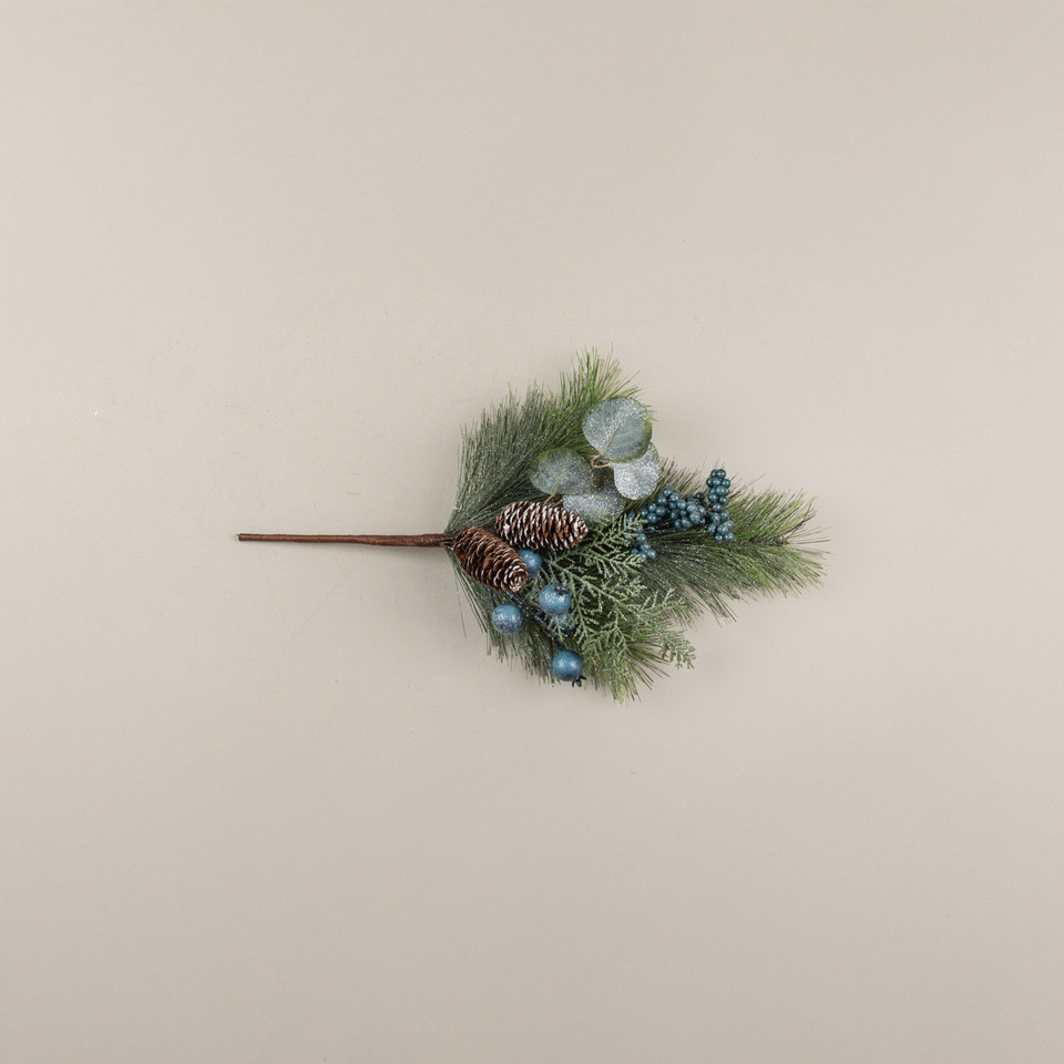 18" ICED PINE, EUCALYPTUS & BLUE BERRIES PICK
