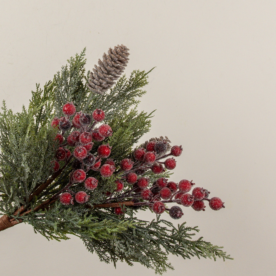 21" CEDAR, PINECONE & RED BERRY BUNDLE