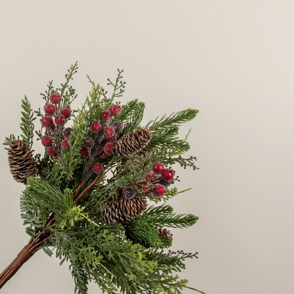 19" MIXED CEDAR, PINE & RED BERRY BUNDLE