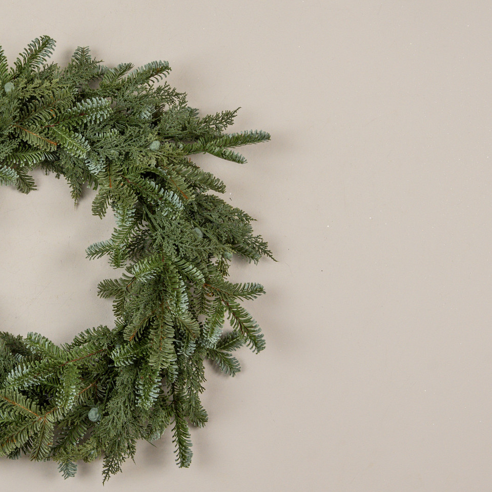 24" CEDAR & HEMLOCK WREATH