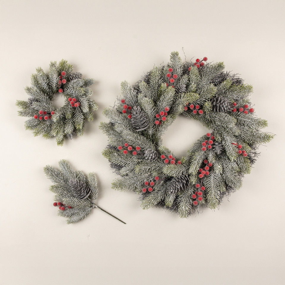 13" FROSTED PINE & BERRY CANDLE RING