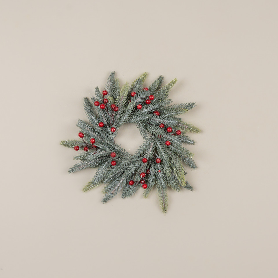15" WHITEWASH PINE & BERRY CANDLE RING