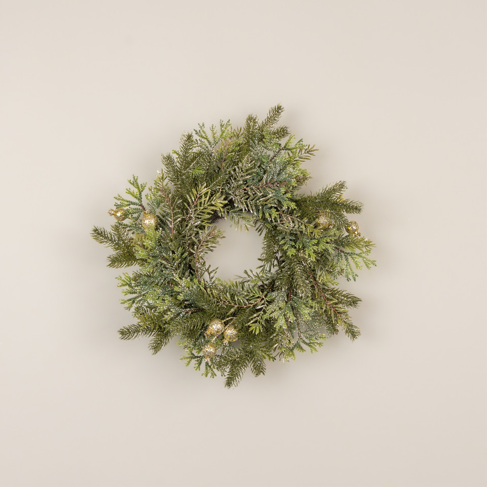 18" MIXED PINE & BERRY CANDLE RING