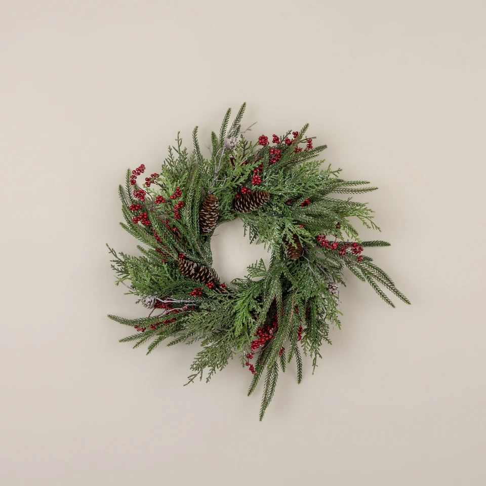 18" CEDAR, PINE & RED BERRIES CANDLE RING