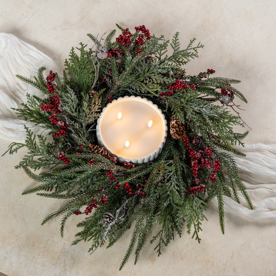 18" CEDAR, PINE & RED BERRIES CANDLE RING