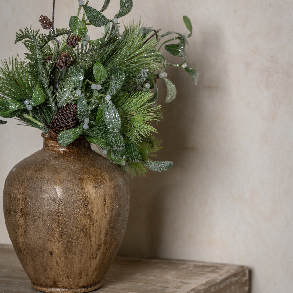 16" FROSTED PINE, HEMLOCK & MISTLETOE PICK