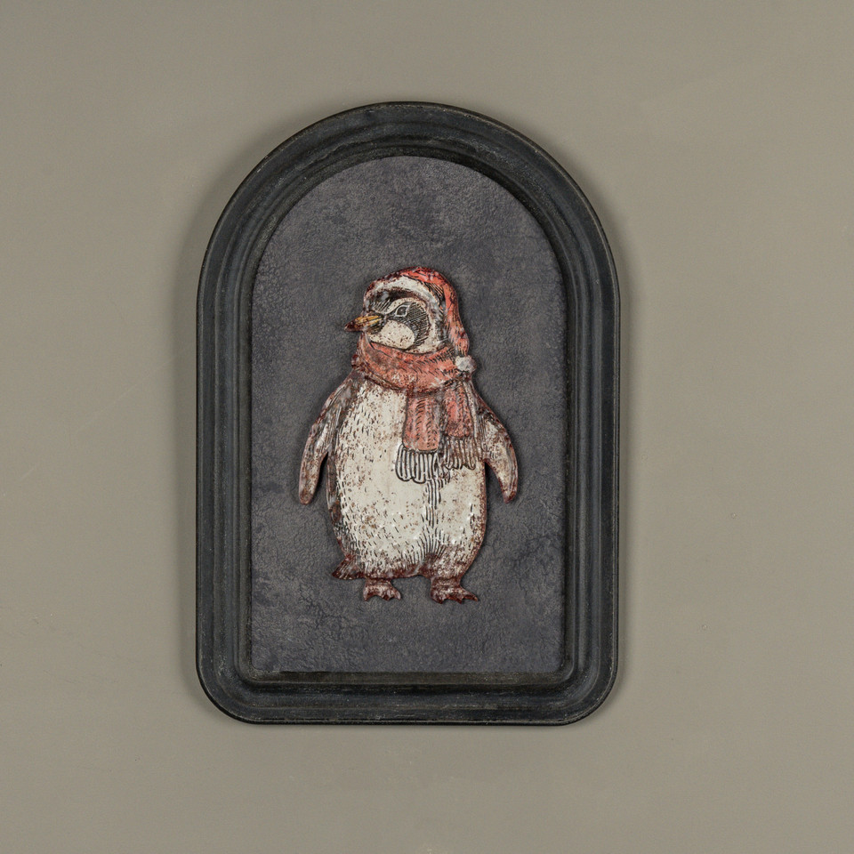 12" PENGUIN W/ SCARF METAL SIGN