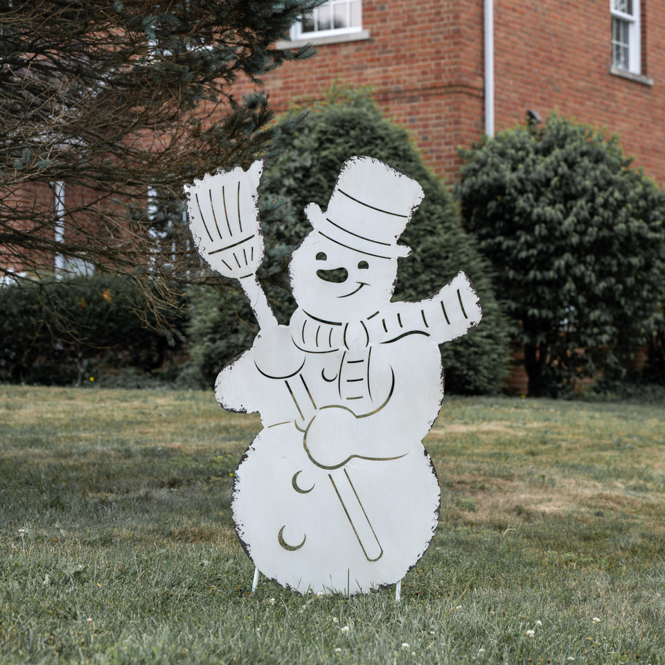 56" SNOWMAN W/ BROOM STAKE