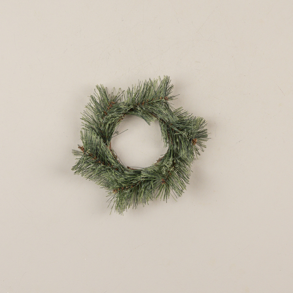 10" WINTER PINE CANDLE RING