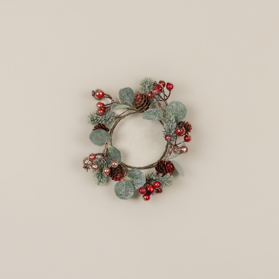 8" GLITTERED RED BERRY & PINE CANDLE RING