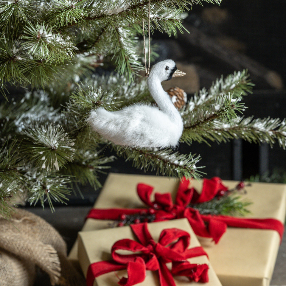 3.5" SITTING SWAN ORNAMENT
