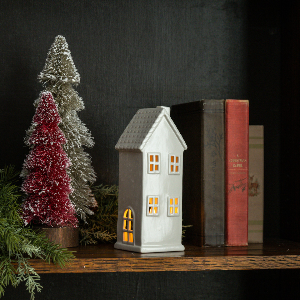 8" CERAMIC TEALIGHT HOUSE