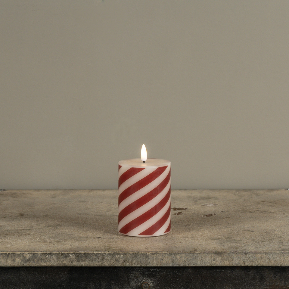 4" CANDY CANE 3D FLAME PILLAR CANDLE