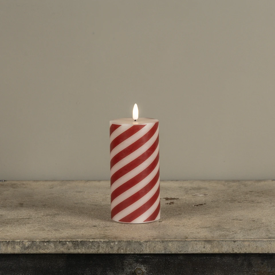 6" CANDY CANE 3D FLAME PILLAR CANDLE