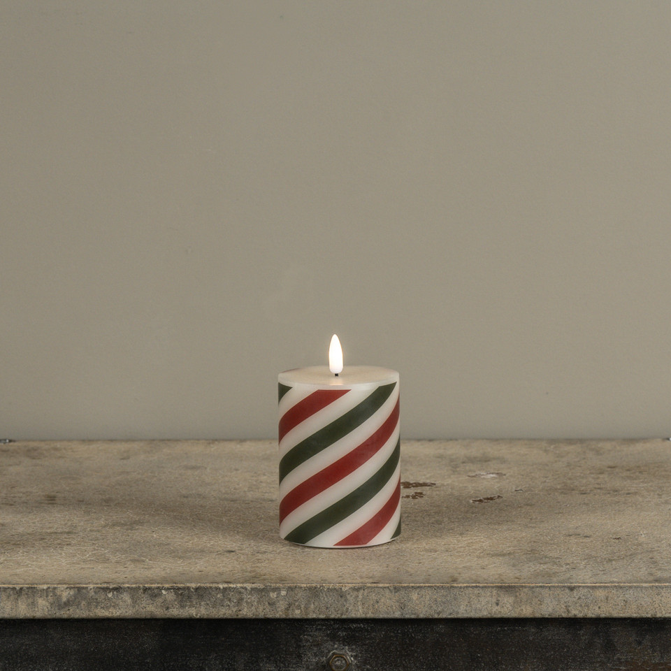 4" RED & GREEN CANDY CANE 3D FLAME PILLAR CANDLE